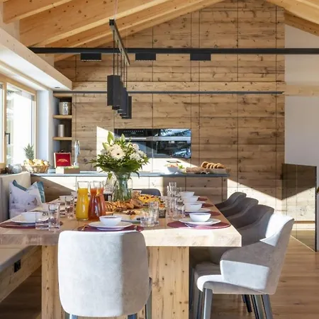 Spectacular Magnificent Chalet - Cortino Inn *